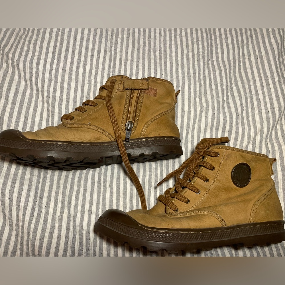 Palladium Women’s ' Tan Boots EU 37 - Picture 2 of 5
